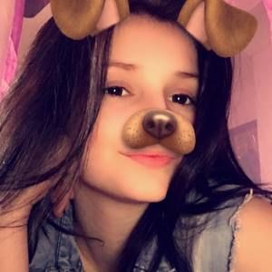 Meet your Posher, Zoe